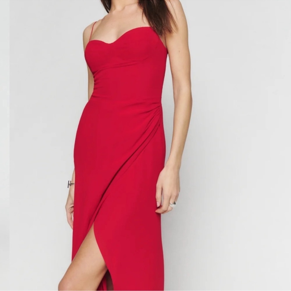 Reformation Kourtney Dress Size 4 Cherry Christmas - Picture 3 of 13